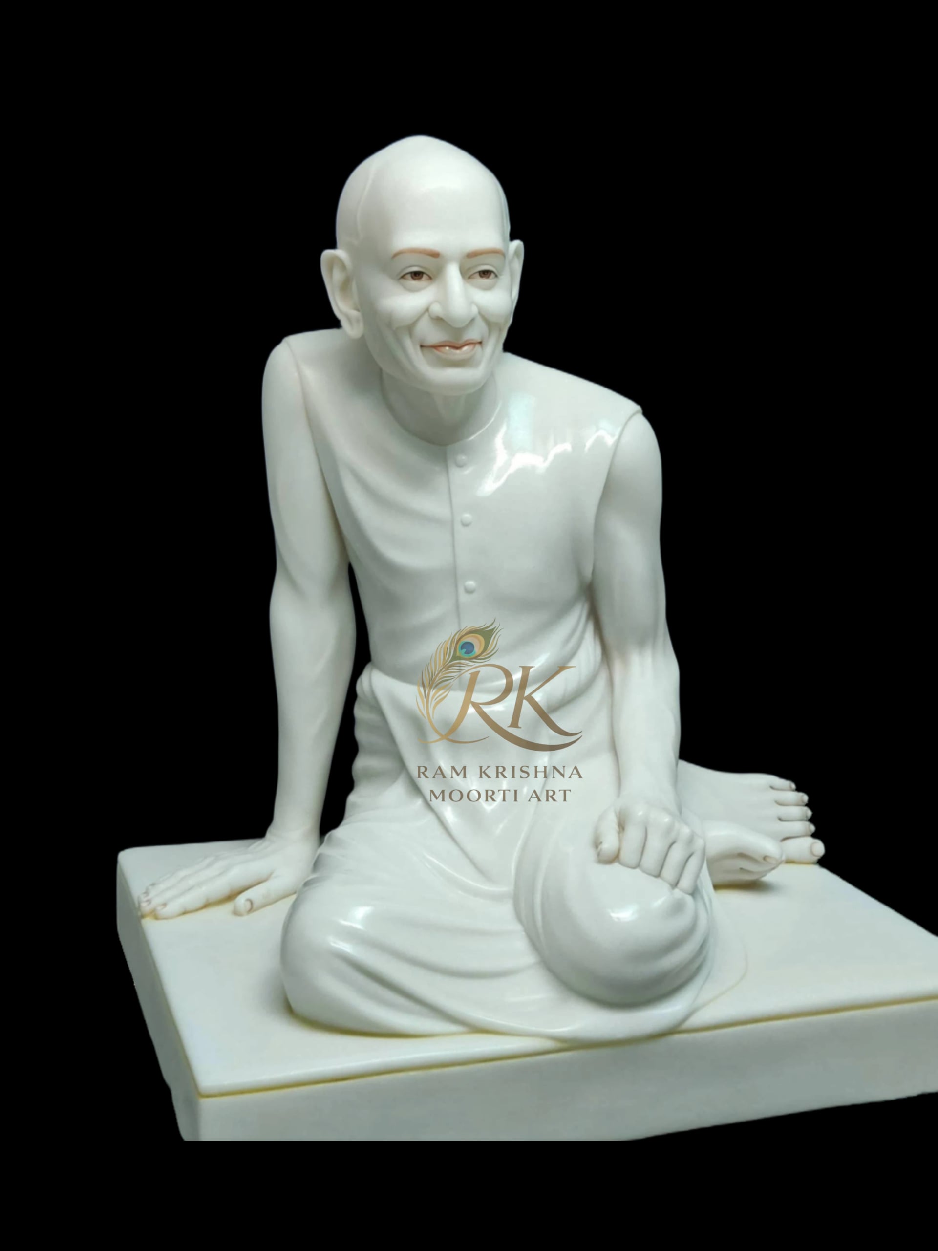 Guru statue carved from premium Makrana white marble